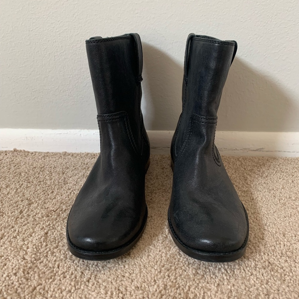 Frye “Anna” short black boots